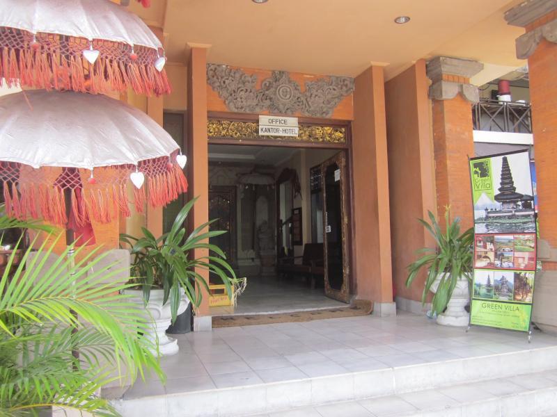 Oyo 3244 Grand Chandra Hotel Denpasar Zewnętrze zdjęcie